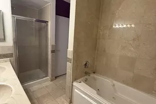 630 N State St, Chicago, IL 60654 - Photo 16