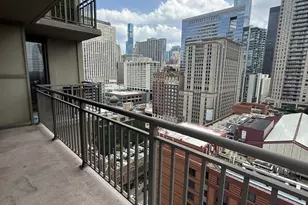 630 N State St, Chicago, IL 60654 - Photo 12