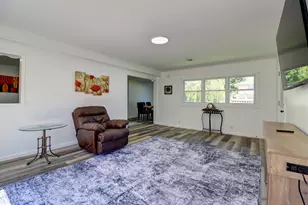 306 8th Ave S, Albany, IL 61230 - Photo 6