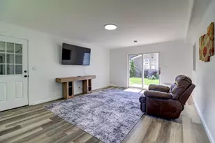 306 8th Ave S, Albany, IL 61230 - Photo 8
