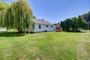 306 8th Ave S, Albany, IL 61230 - Photo 20
