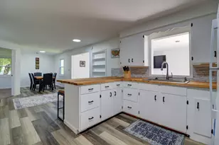 306 8th Ave S, Albany, IL 61230 - Photo 12