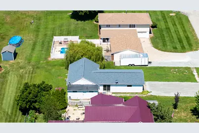 306 8th Avenue S, Albany, IL 61230 - Photo 26
