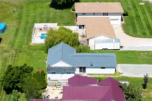 306 8th Ave S, Albany, IL 61230 - Photo 26