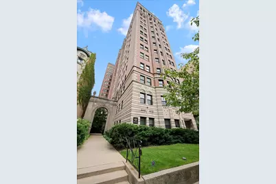 431 W Oakdale Avenue #14A, Chicago, IL 60657 - Photo 1