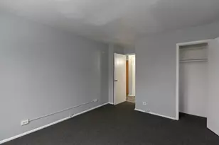 7333 N Ridge Blvd, Chicago, IL 60645 - Photo 14