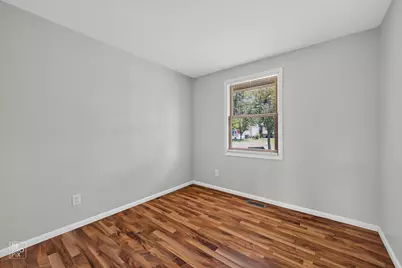 114 S Willow Lane, Glenwood, IL 60425 - Photo 10