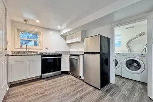 3316 W Flournoy St, Chicago, IL 60624 - Photo 2