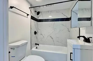3316 W Flournoy St, Chicago, IL 60624 - Photo 6