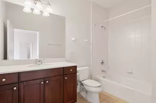 1199 E Port Clinton Rd, Vernon Hills, IL 60061 - Photo 20