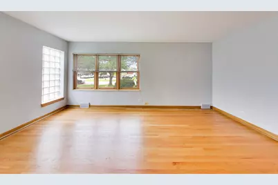 3024 Harlem Avenue #2, Riverside, IL 60546 - Photo 4