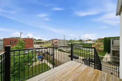 2825 W Walnut Street, Chicago, IL 60612 - Photo 24