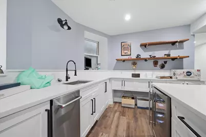 2825 W Walnut Street, Chicago, IL 60612 - Photo 12