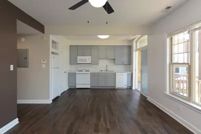 5208 N Sawyer Avenue #2, Chicago, IL 60625 - Photo 8