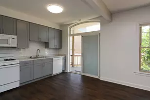 5208 N Sawyer Ave, Chicago, IL 60625 - Photo 4