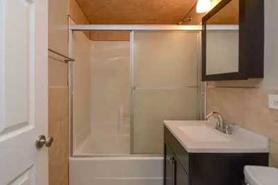 5208 N Sawyer Avenue #2, Chicago, IL 60625 - Photo 18