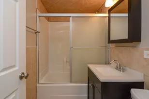 5208 N Sawyer Ave, Chicago, IL 60625 - Photo 18