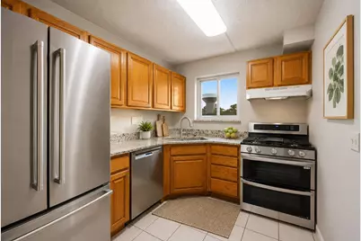 573 Fairway View Drive #1B, Wheeling, IL 60090 - Photo 2