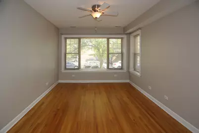 5208 N Sawyer Avenue #1, Chicago, IL 60625 - Photo 10