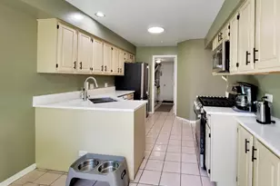 2331 Sedgfield Ct, Schaumburg, IL 60194 - Photo 12