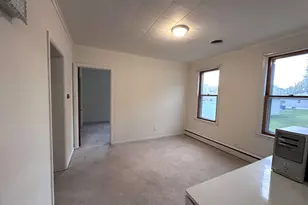 2311 7th St, Peru, IL 61354 - Photo 6