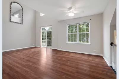 3061 Hughsdale Street, Elgin, IL 60124 - Photo 4