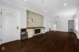 1327 Euclid Ave, Berwyn, IL 60402 - Photo 4