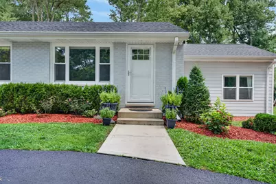 15776 W Woodbine Circle, Vernon Hills, IL 60061 - Photo 4
