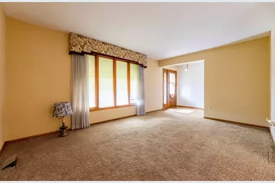 5911 S Natchez Avenue, Chicago, IL 60638 - Photo 2