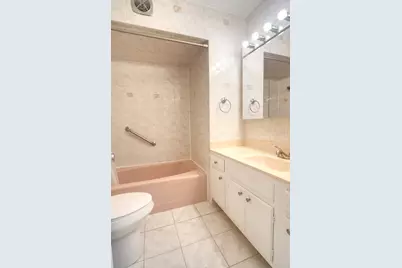10316 S Pulaski Road #203, Oak Lawn, IL 60453 - Photo 10