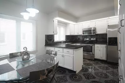 10316 S Pulaski Road #203, Oak Lawn, IL 60453 - Photo 6