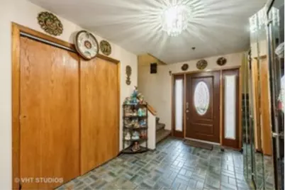 100 Prince Court SE, Poplar Grove, IL 61065 - Photo 4