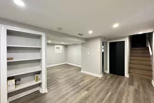 2617 W Rascher Ave, Chicago, IL 60625 - Photo 8