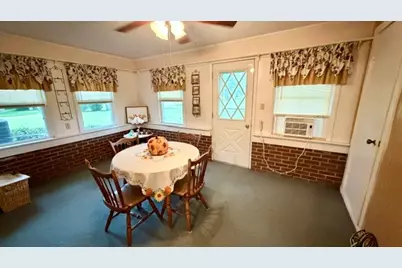 525 E Honeywell Street, Hoopeston, IL 60942 - Photo 14