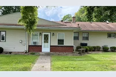 525 E Honeywell Street, Hoopeston, IL 60942 - Photo 2