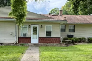 525 E Honeywell St, Hoopeston, IL 60942 - Photo 2