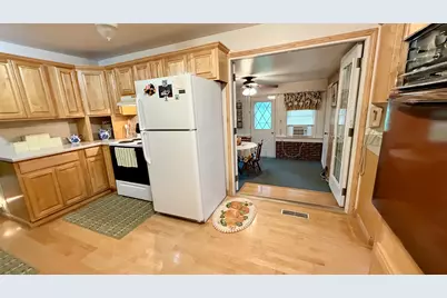 525 E Honeywell Street, Hoopeston, IL 60942 - Photo 10