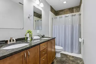 1148 W Roscoe Street #1E, Chicago, IL 60657 - Photo 16