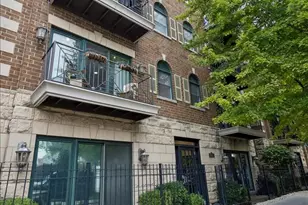 1148 W Roscoe St, Chicago, IL 60657 - Photo 1