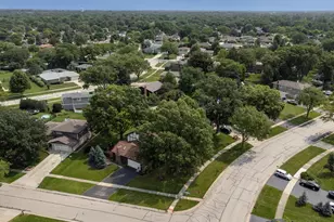 1902 Gigi Ln, Darien, IL 60561 - Photo 44