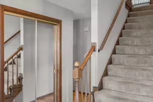 1902 Gigi Ln, Darien, IL 60561 - Photo 20