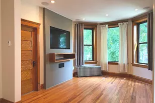 2036 N Sawyer Ave, Chicago, IL 60647 - Photo 2