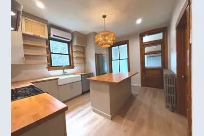 2036 N Sawyer Avenue #2, Chicago, IL 60647 - Photo 4