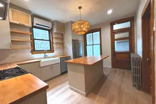 2036 N Sawyer Ave, Chicago, IL 60647 - Photo 4