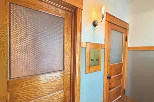 2036 N Sawyer Ave, Chicago, IL 60647 - Photo 16