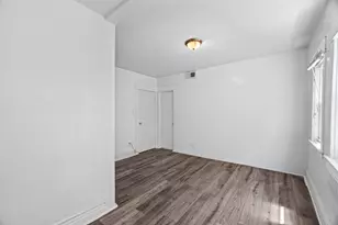 1608 S Millard Ave, Chicago, IL 60623 - Photo 12