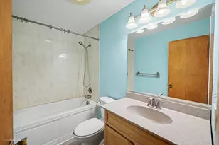 1120 E Prairie Ave, Wheaton, IL 60187 - Photo 24