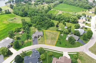 1297 Key W Dr, Machesney Park, IL 61103 - Photo 1