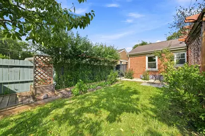 8120 Keystone Avenue, Skokie, IL 60076 - Photo 6