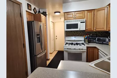 1349 Queensgreen Circle, Naperville, IL 60563 - Photo 6